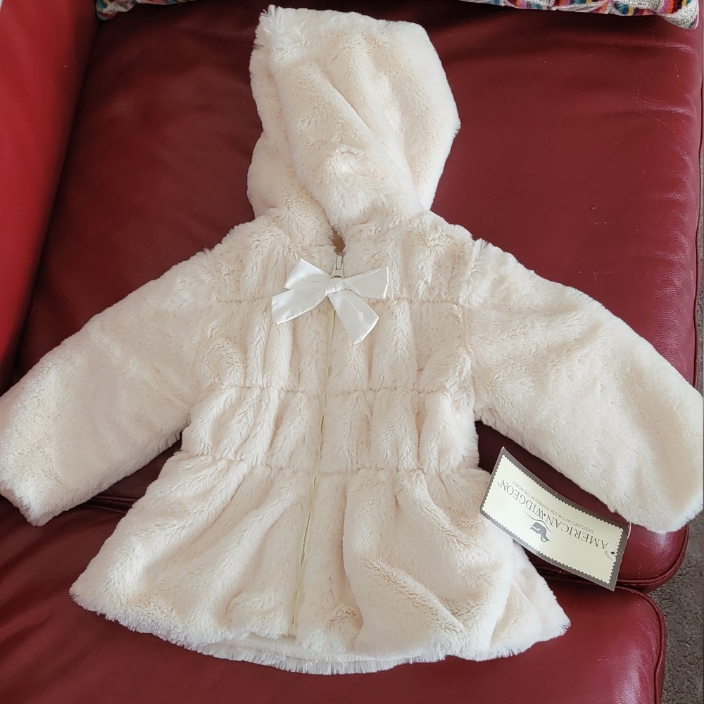 NWT American Widgeon soft white faux fur 18 month girls coat